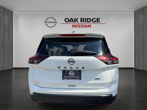 More photos of 2026 Nissan Rogue Dark Armor at Oak Ridge Nissan, TN