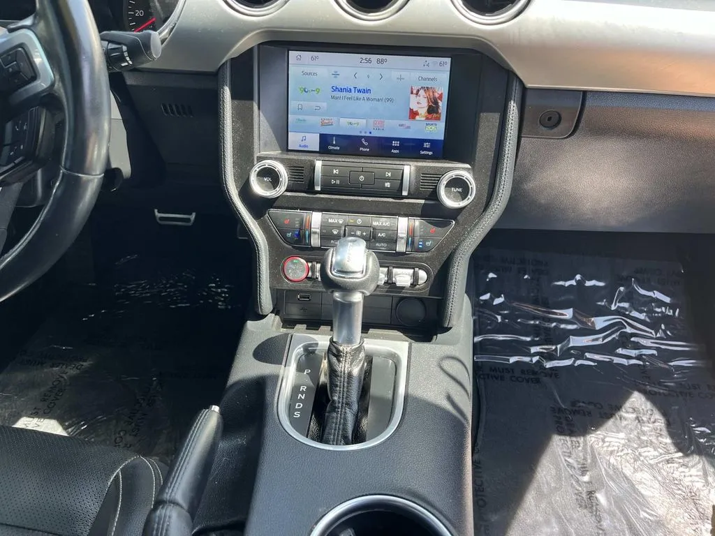 2022 Ford Mustang EcoBoost Premium - Photo 17