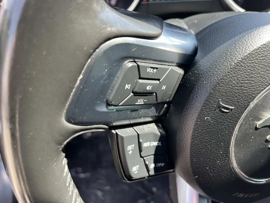 2022 Ford Mustang EcoBoost Premium - Photo 24
