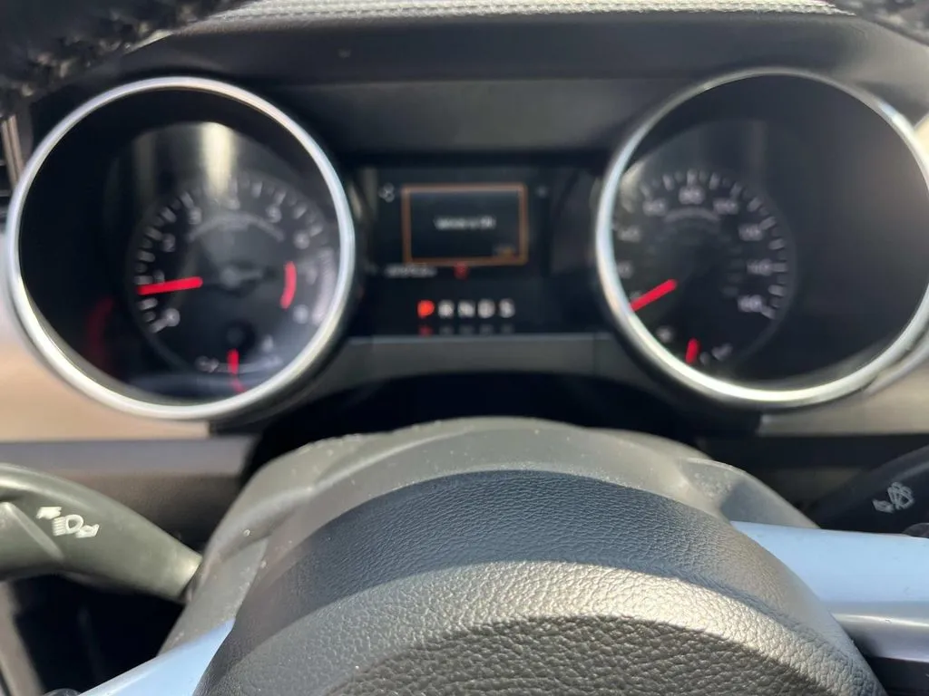 2022 Ford Mustang EcoBoost Premium - Photo 29