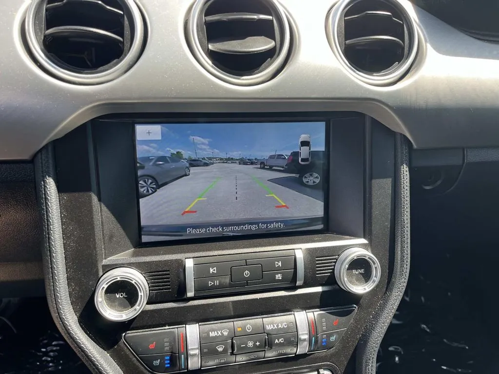 2022 Ford Mustang EcoBoost Premium - Photo 27