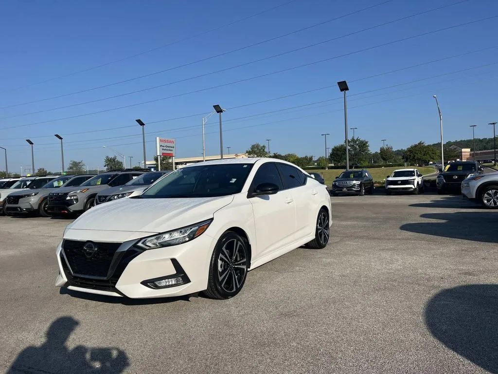2023 Nissan Sentra SR - Photo 7