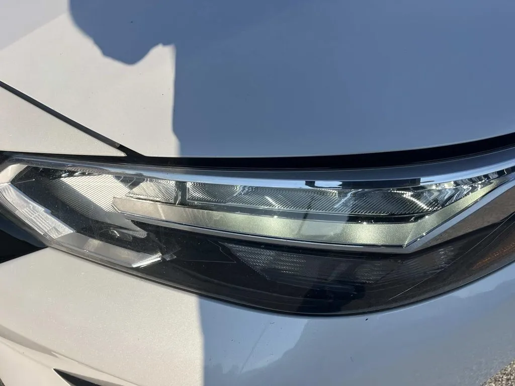 2023 Nissan Sentra SR - Photo 9