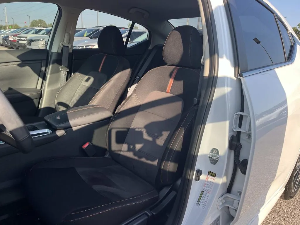2023 Nissan Sentra SR - Photo 27