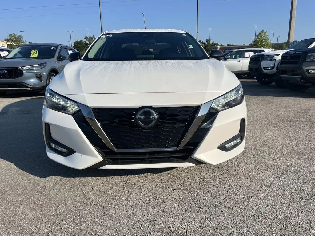 2023 Nissan Sentra SR - Photo 8