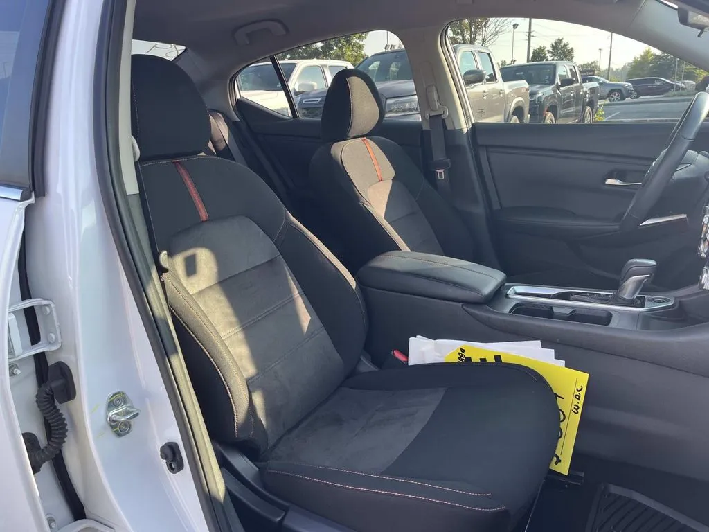 2023 Nissan Sentra SR - Photo 23