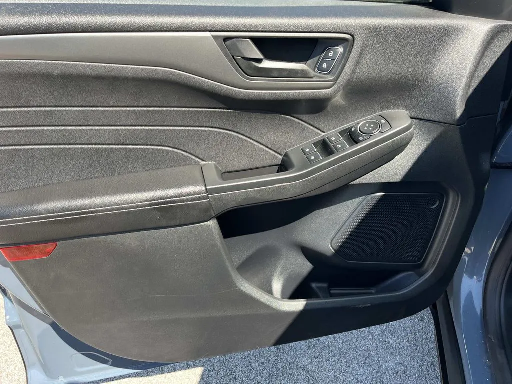 2025 Ford Escape Active - Photo 27