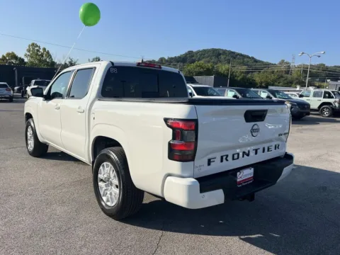 More photos of 2023 Nissan Frontier SV at Oak Ridge Nissan, TN