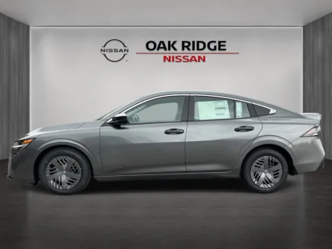 More photos of 2027 Nissan Sentra S at Oak Ridge Nissan, TN