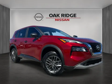 Red 2023 Nissan Rogue S for sale in Oak Ridge, TN