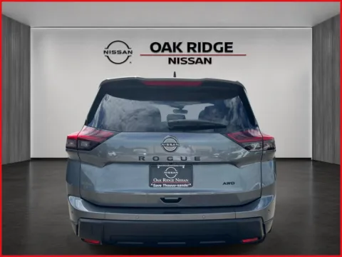 More photos of 2026 Nissan Rogue Dark Armor at Oak Ridge Nissan, TN