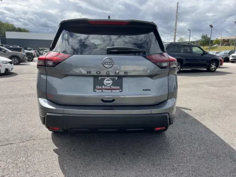 More photos of 2026 Nissan Rogue Dark Armor at Oak Ridge Nissan, TN
