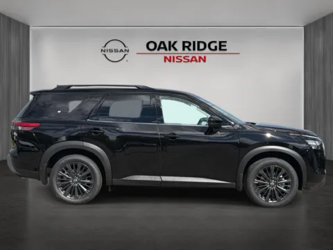 Photos of 2026 Nissan Pathfinder SL for sale in Oak Ridge, TN at Oak Ridge Nissan