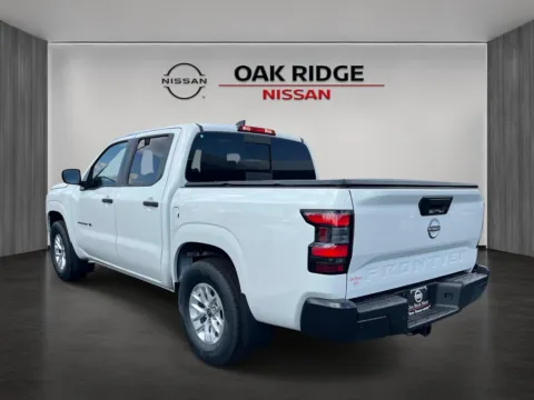 More photos of 2027 Nissan Frontier S at Oak Ridge Nissan, TN