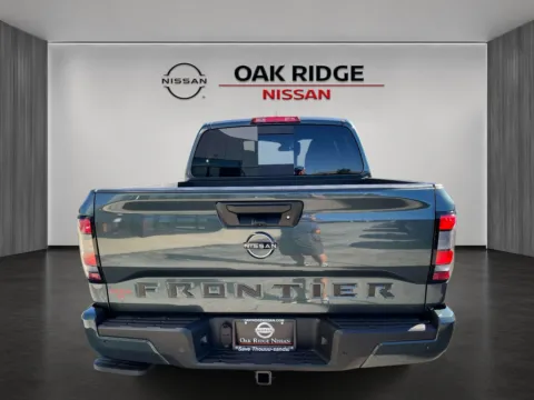 More photos of 2027 Nissan Frontier SV at Oak Ridge Nissan, TN