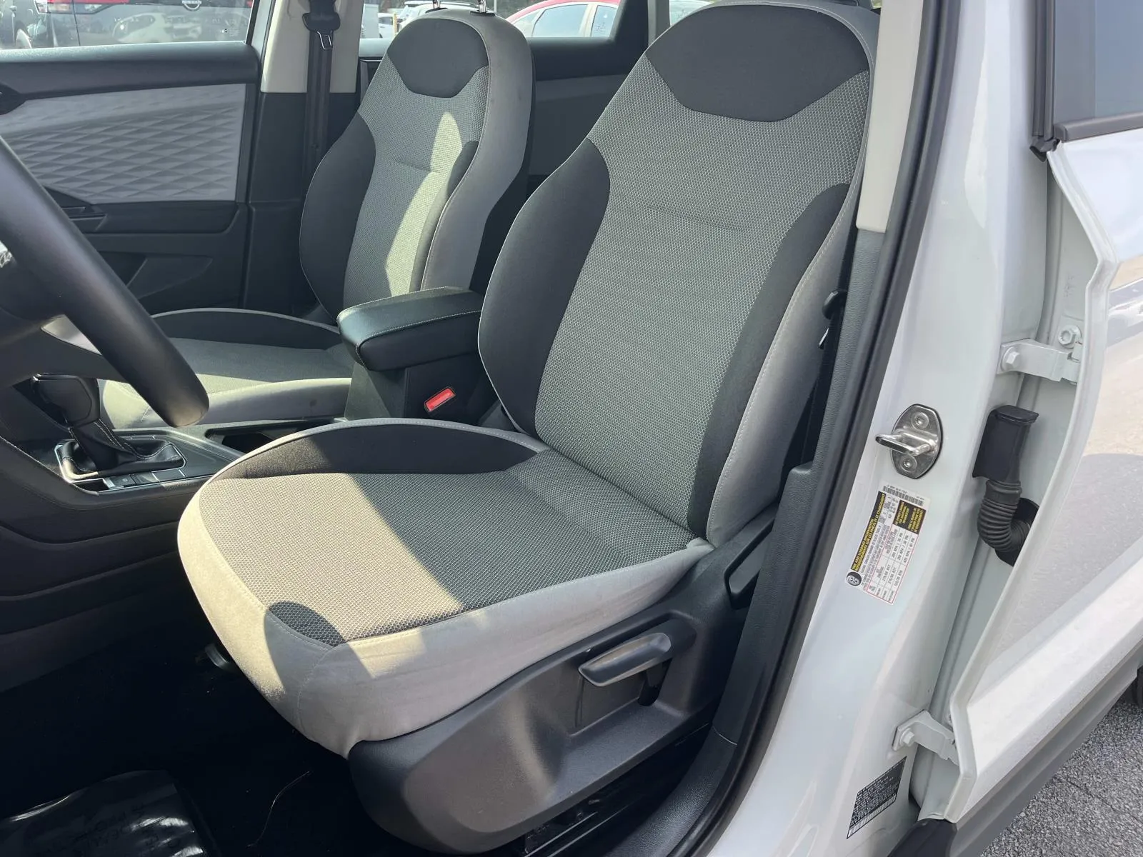 2023 Volkswagen Taos S - Photo 29