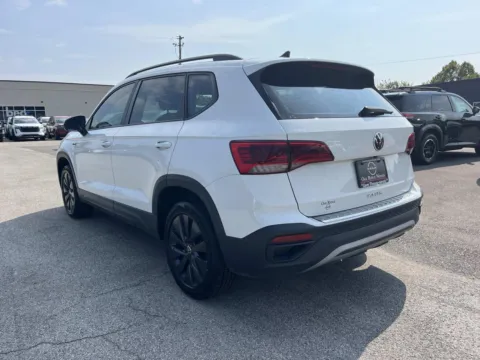 More photos of 2023 Volkswagen Taos S at Oak Ridge Nissan, TN