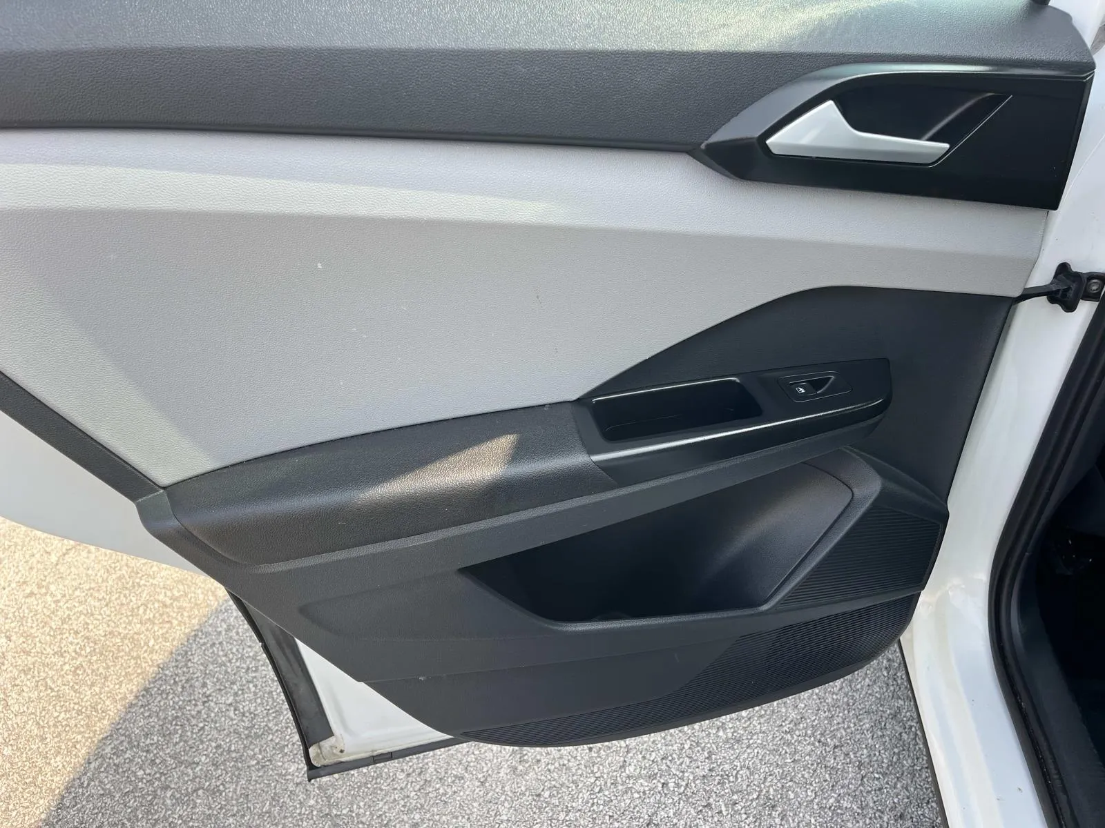 2023 Volkswagen Taos S - Photo 19