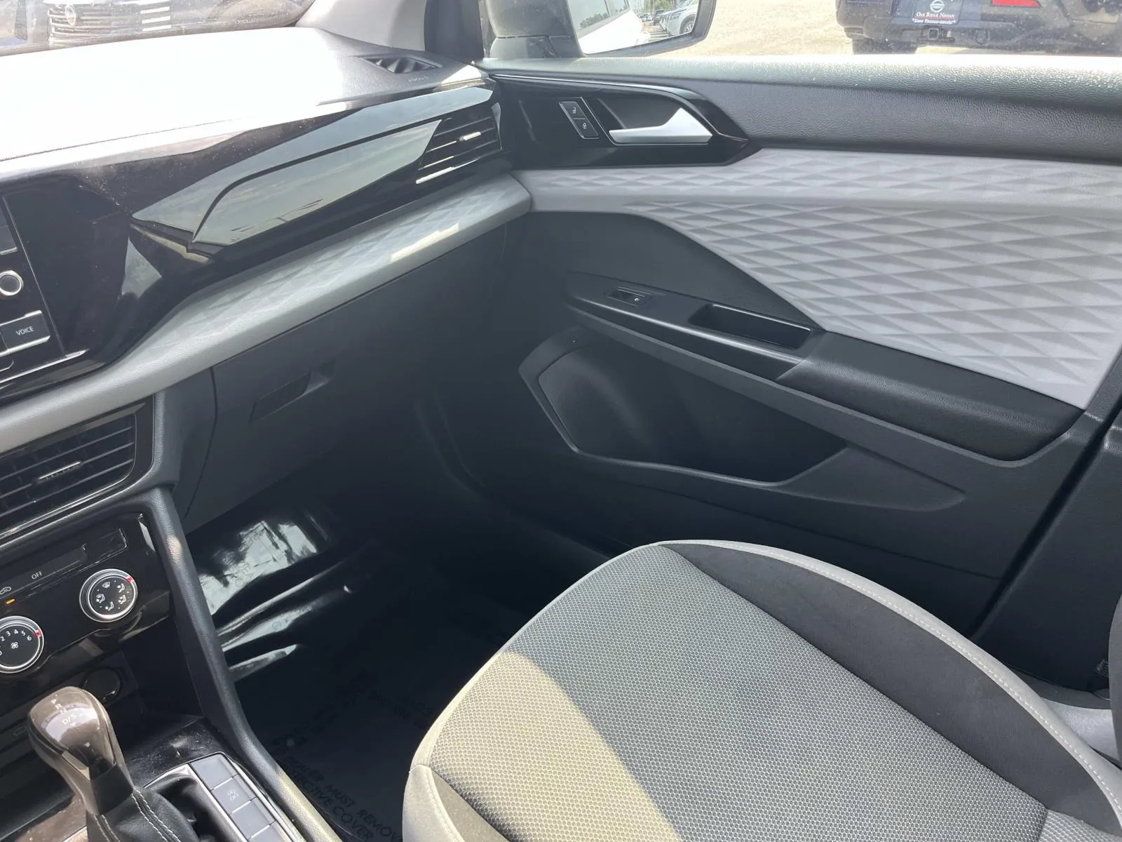 2023 Volkswagen Taos S - Photo 13
