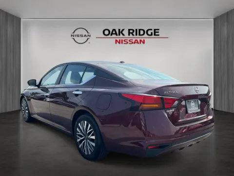 More photos of 2023 Nissan Altima 2.5 SV at Oak Ridge Nissan, TN
