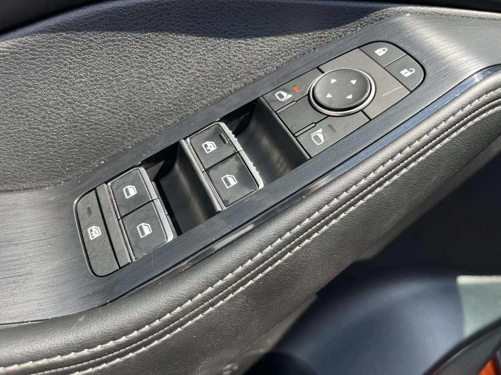 2021 Nissan Rogue Platinum - Photo 31