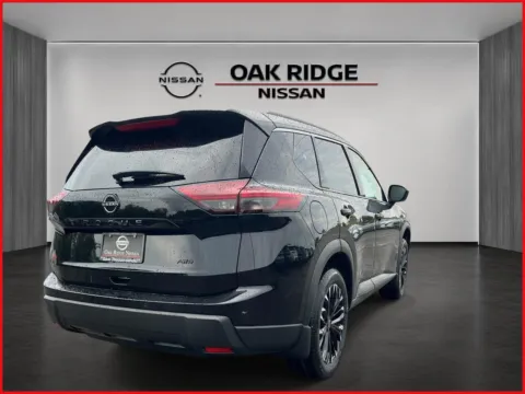 Another view of 2026 Nissan Rogue Dark Armor for sale in Oak Ridge, TN at Oak Ridge Nissan