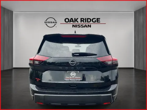 More photos of 2026 Nissan Rogue Dark Armor at Oak Ridge Nissan, TN