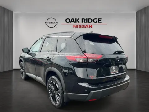 More photos of 2026 Nissan Rogue Dark Armor at Oak Ridge Nissan, TN
