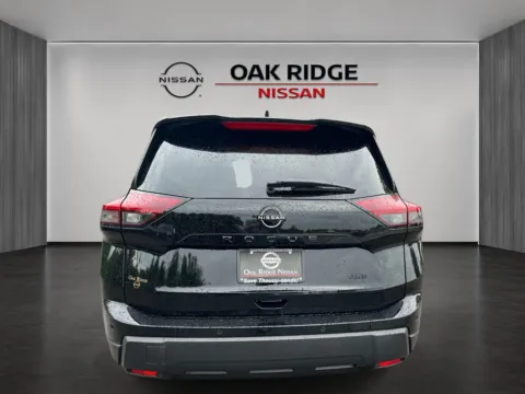 More photos of 2026 Nissan Rogue Dark Armor at Oak Ridge Nissan, TN
