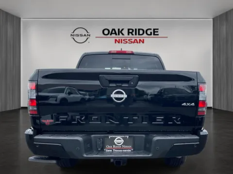More photos of 2027 Nissan Frontier SV at Oak Ridge Nissan, TN