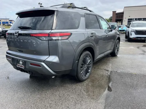 Another view of 2026 Nissan Pathfinder SL for sale in Oak Ridge, TN at Oak Ridge Nissan