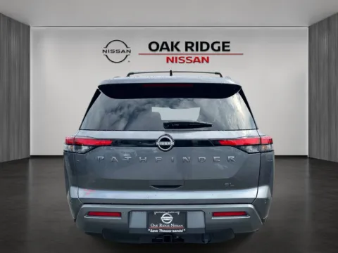 More photos of 2026 Nissan Pathfinder SL at Oak Ridge Nissan, TN