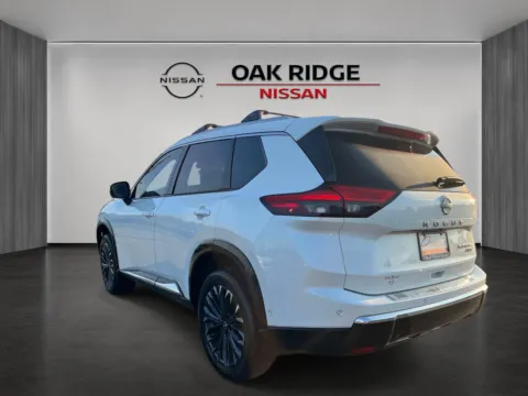 More photos of 2026 Nissan Rogue Platinum at Oak Ridge Nissan, TN