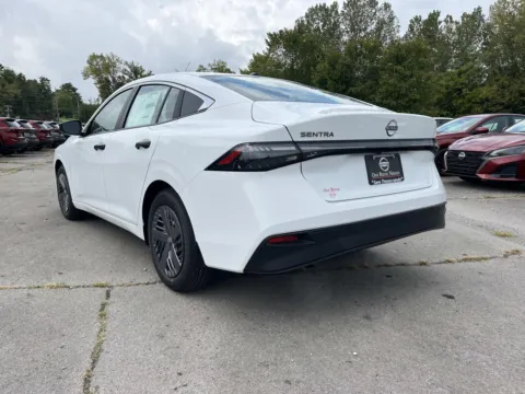 More photos of 2027 Nissan Sentra S at Oak Ridge Nissan, TN