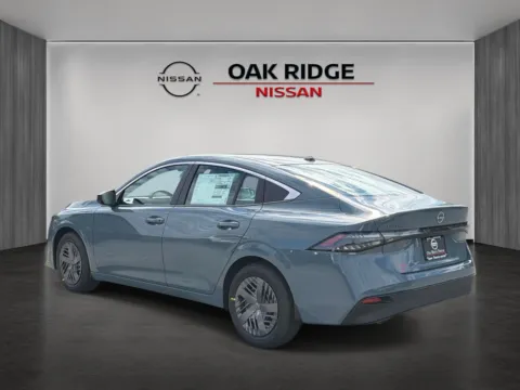 More photos of 2027 Nissan Sentra SV at Oak Ridge Nissan, TN