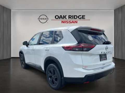 More photos of 2027 Nissan Rogue SV at Oak Ridge Nissan, TN