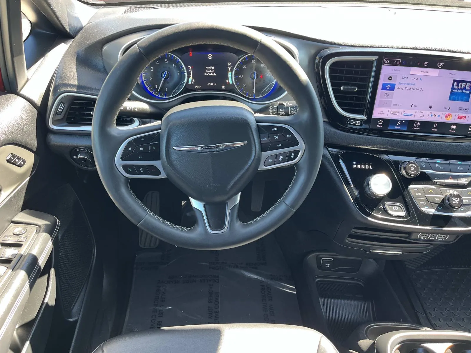 2025 Chrysler Pacifica Select - Photo 12