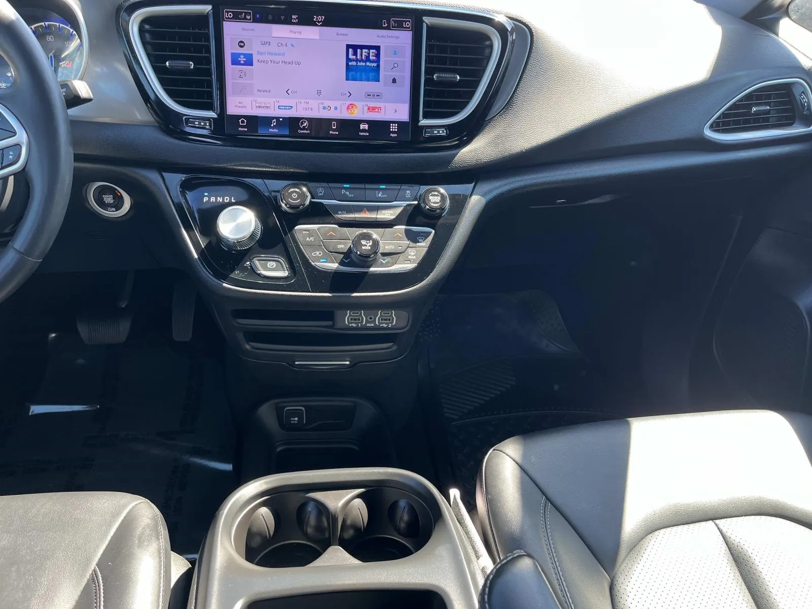 2025 Chrysler Pacifica Select - Photo 16