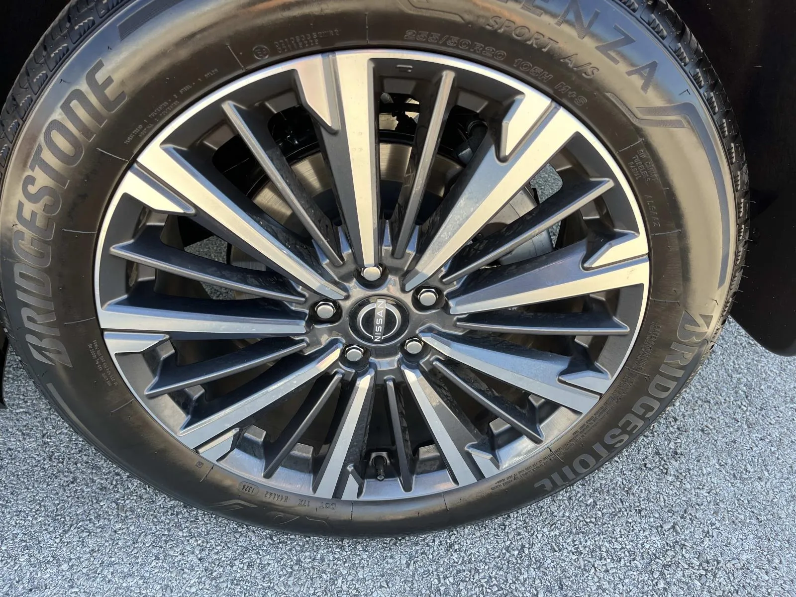 2026 Nissan Pathfinder Platinum - Photo 11