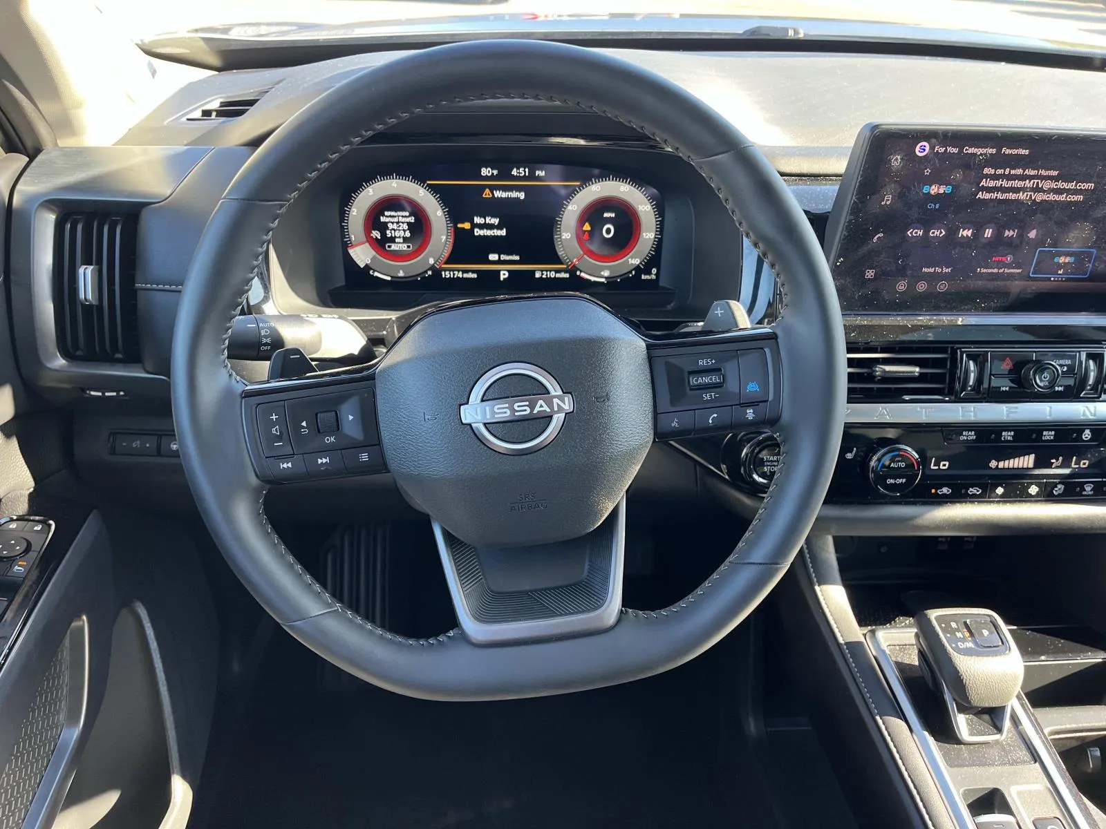 2026 Nissan Pathfinder SL - Photo 12