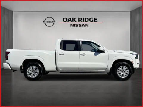 Photos of 2024 Nissan Frontier SV for sale in Oak Ridge, TN at Oak Ridge Nissan