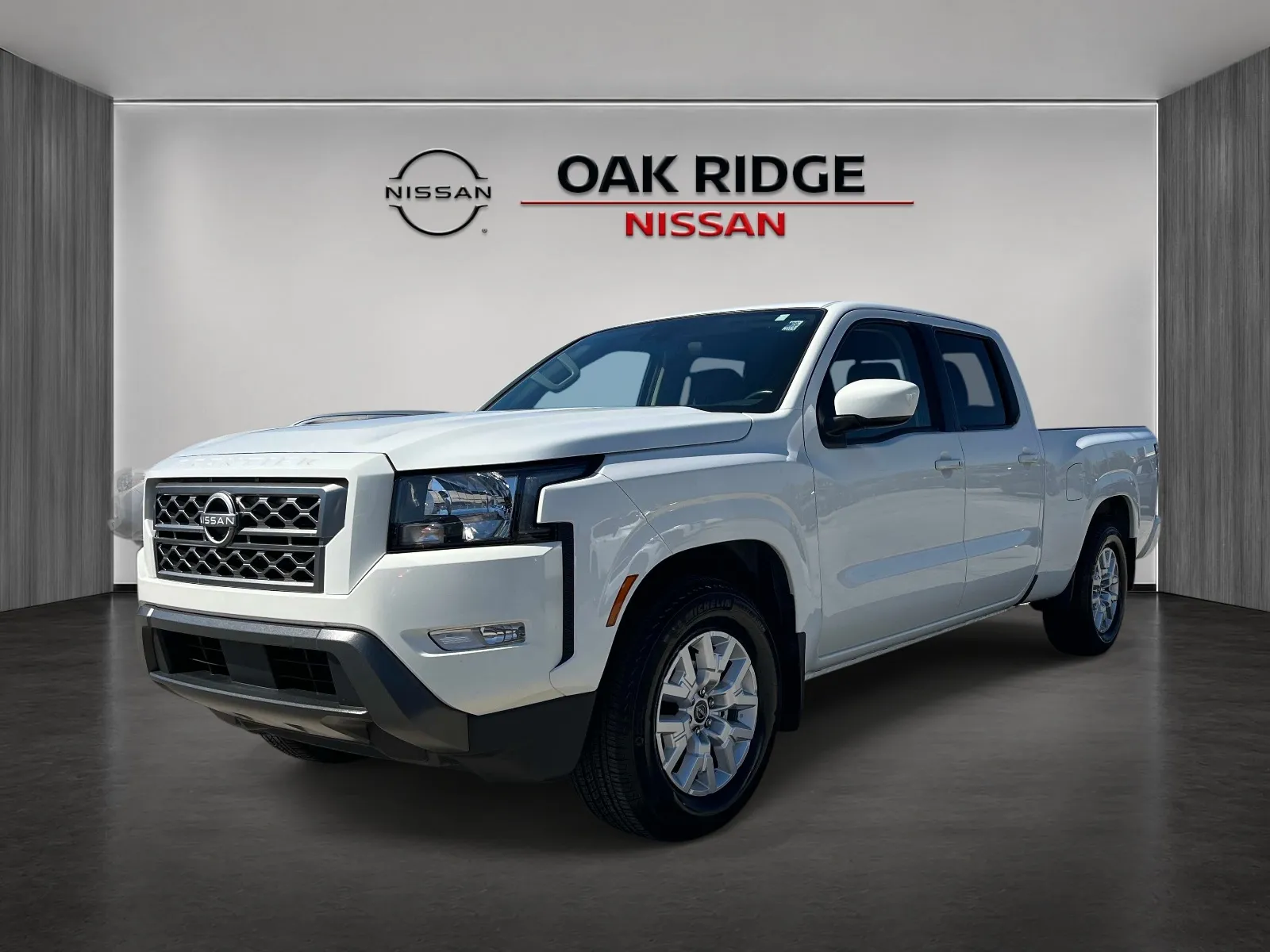 2024 Nissan Frontier SV - Photo 7