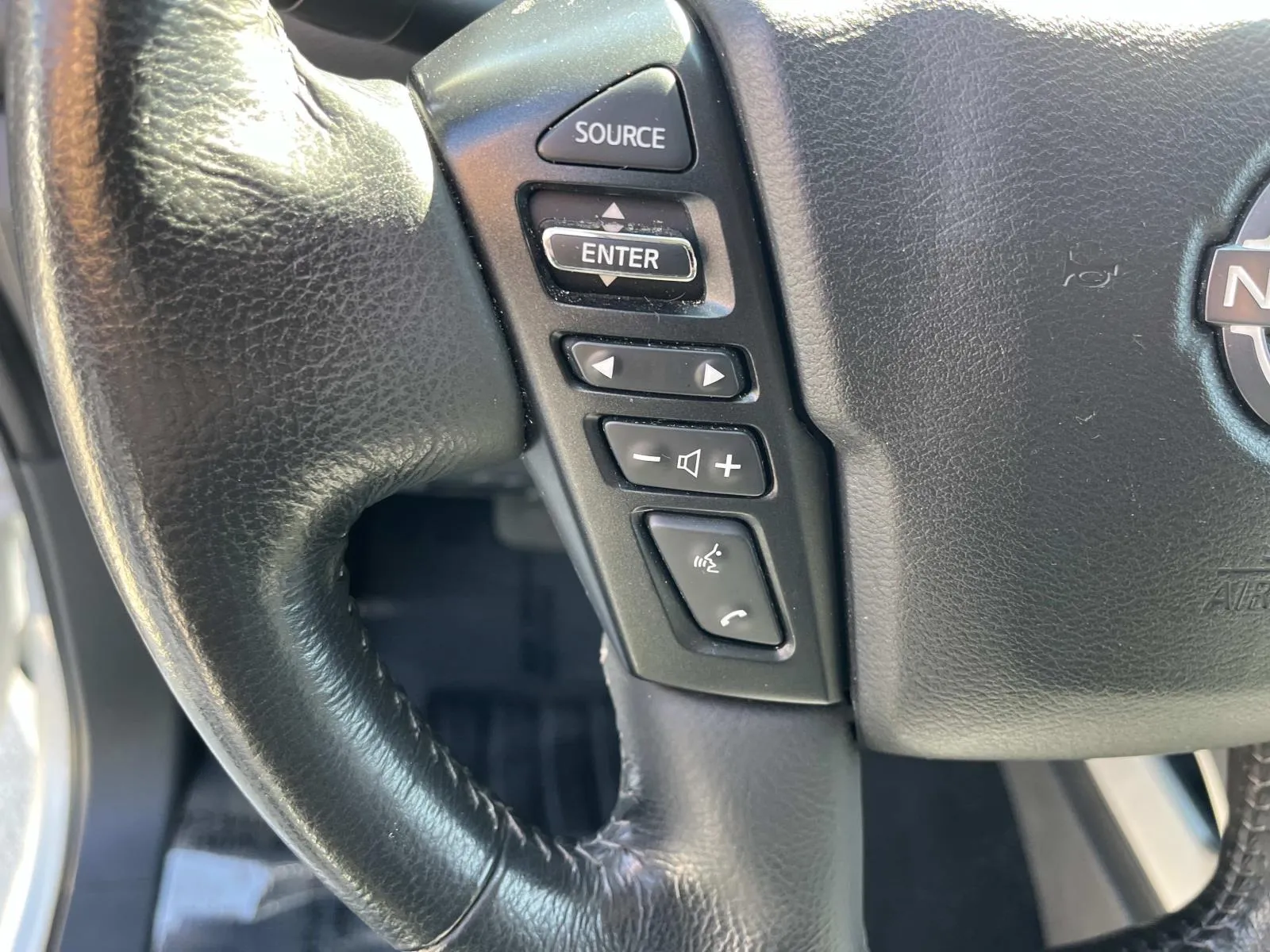 2024 Nissan Frontier SV - Photo 30
