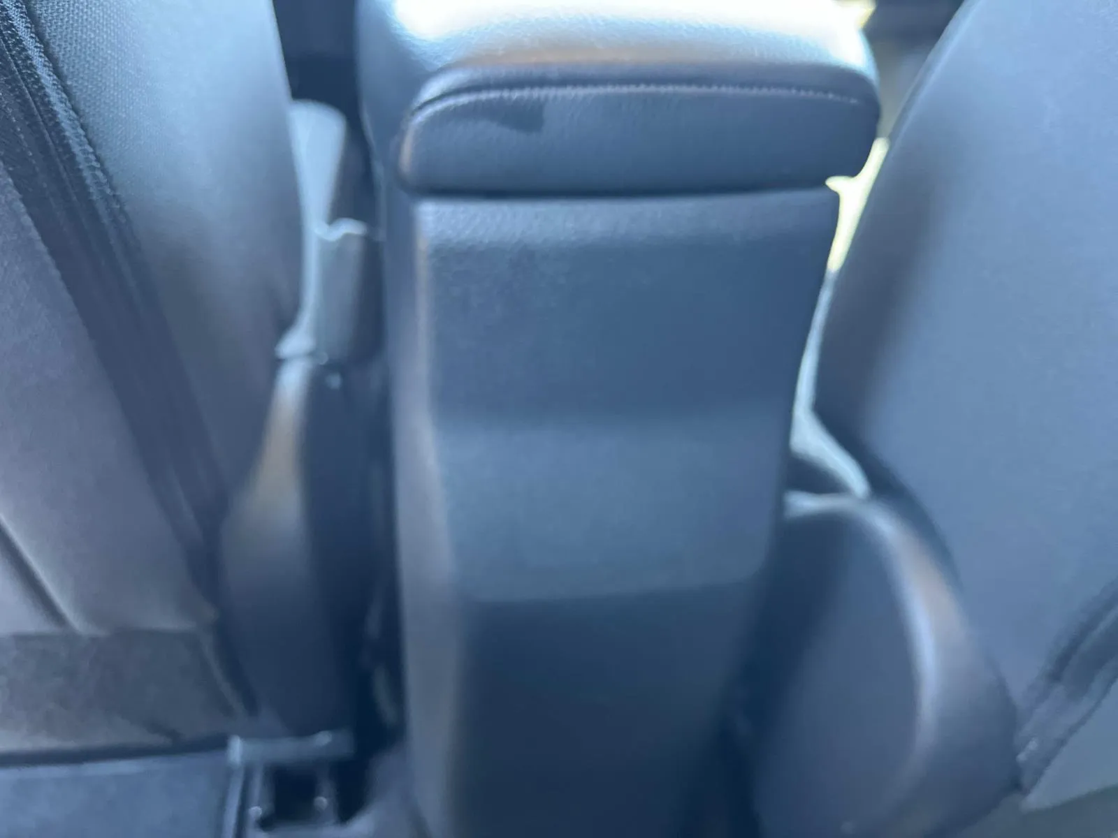 2025 Nissan Kicks SV - Photo 17