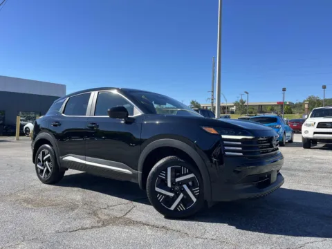 Black 2025 Nissan Kicks SV for sale in Oak Ridge, TN
