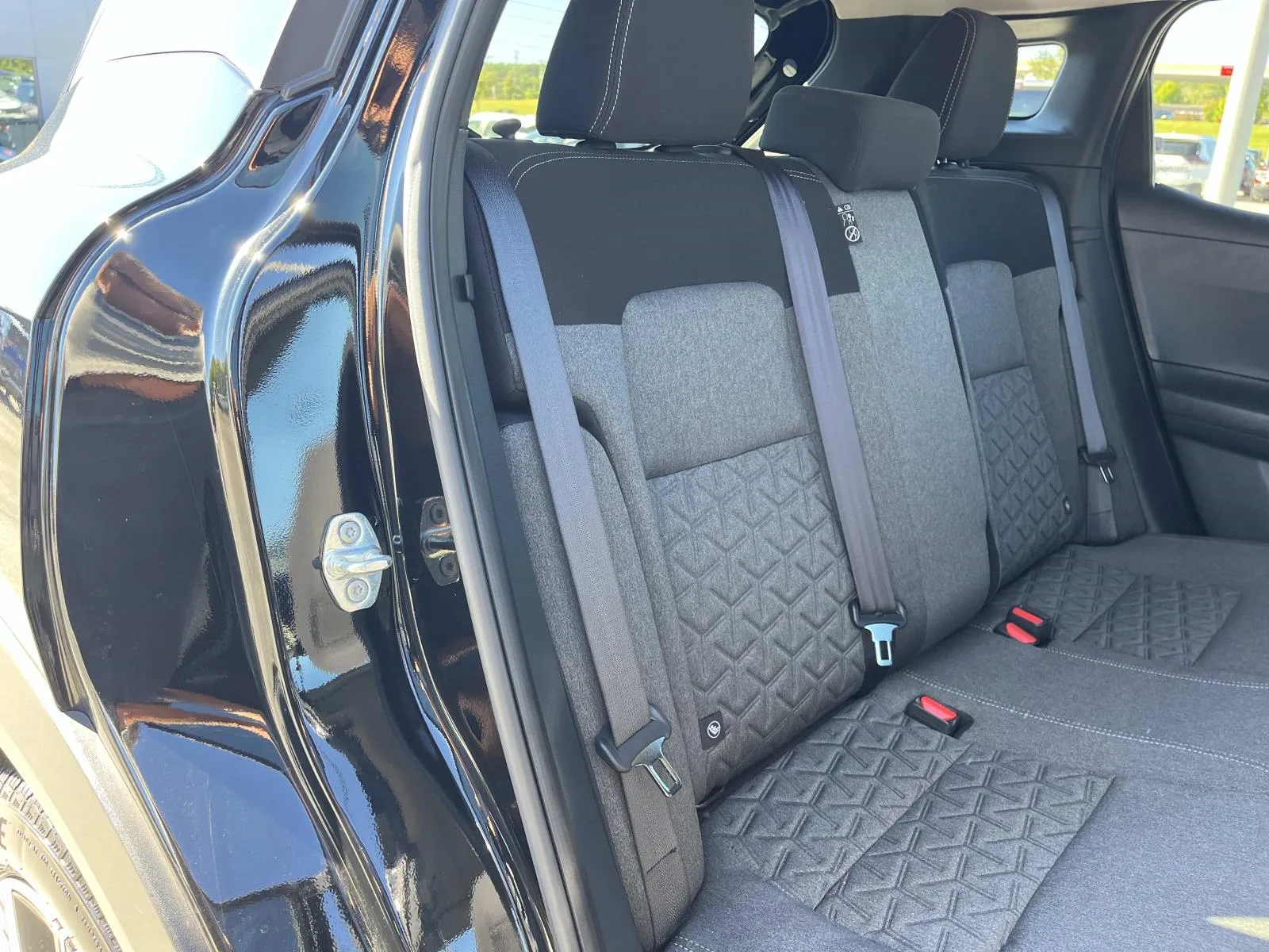 2025 Nissan Kicks SV - Photo 21