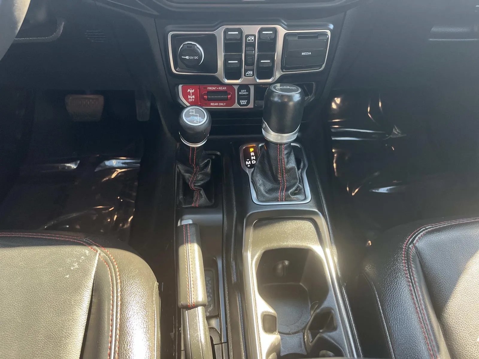 2023 Jeep Gladiator Rubicon - Photo 17