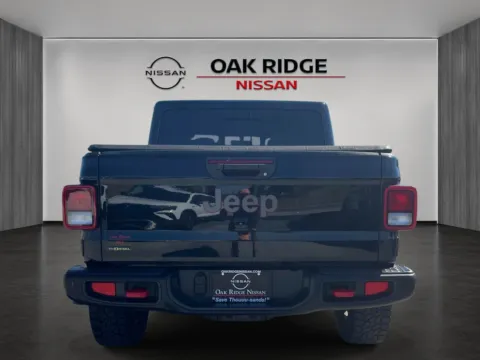 More photos of 2023 Jeep Gladiator Rubicon at Oak Ridge Nissan, TN