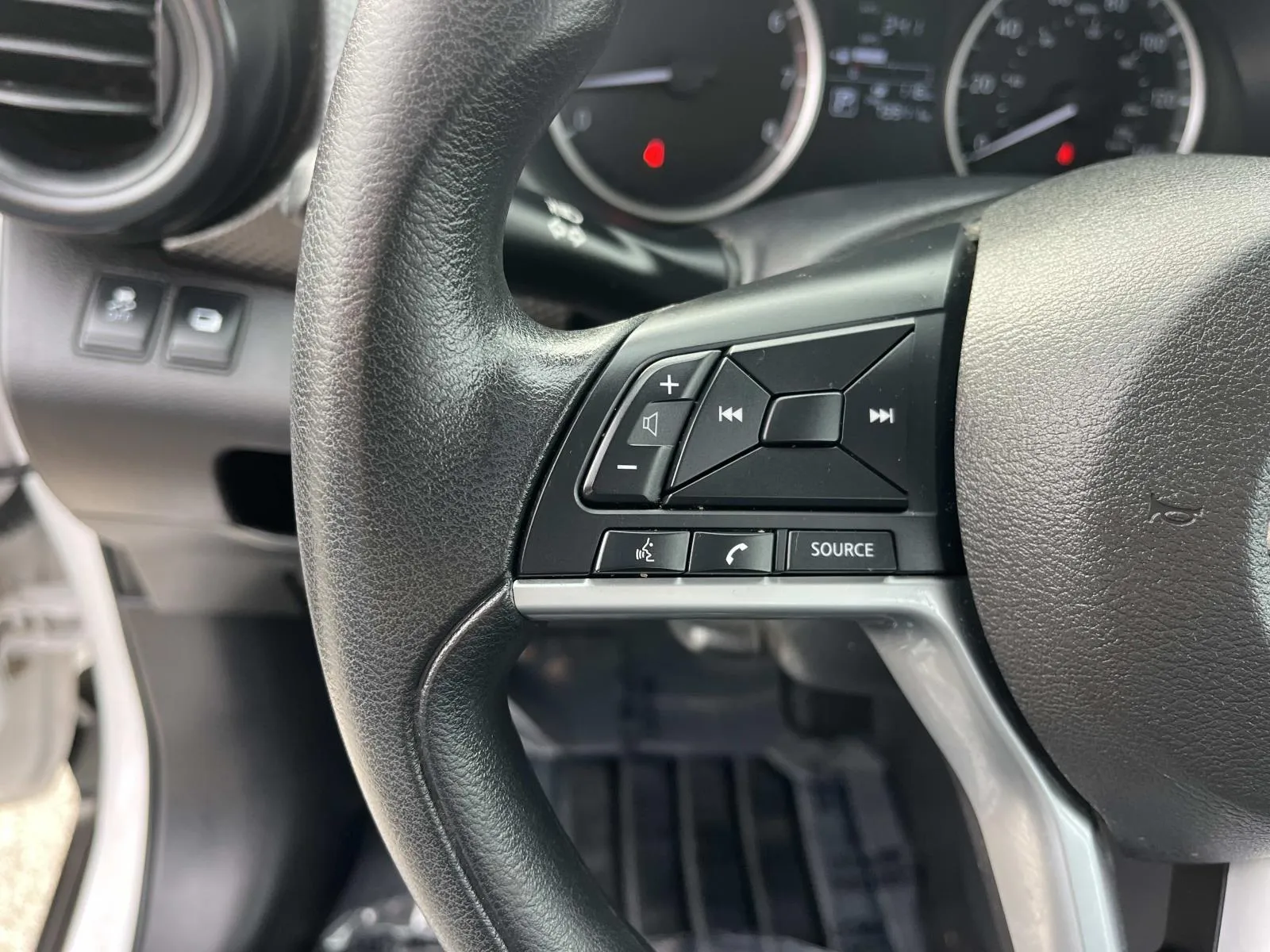 2019 Nissan Kicks S - Photo 31