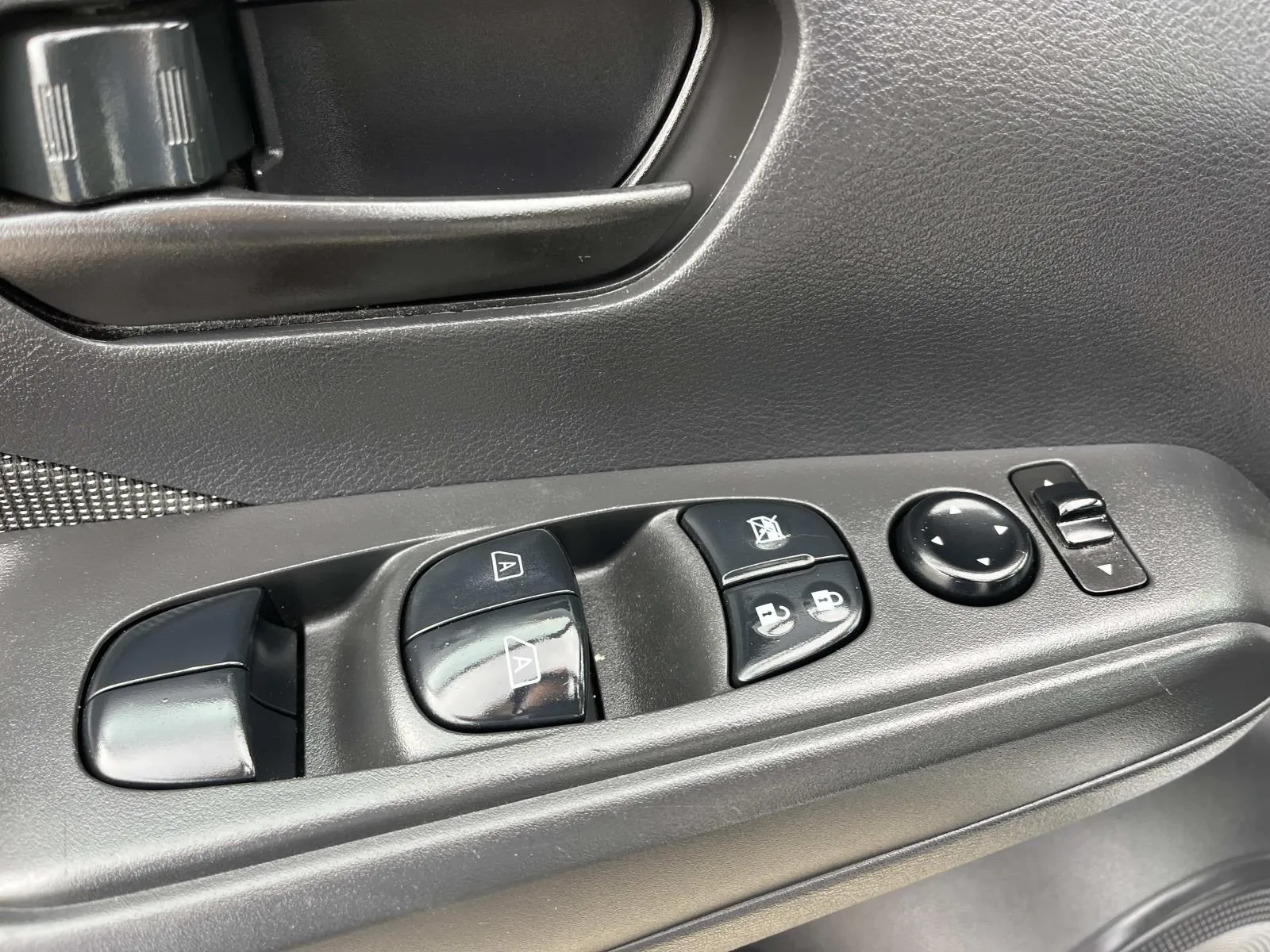 2019 Nissan Kicks S - Photo 28